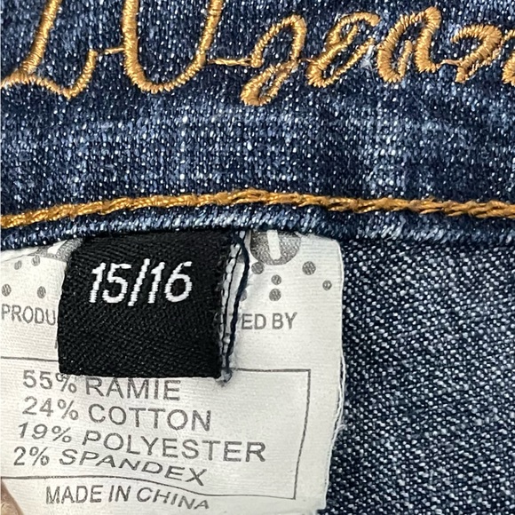 Women’s Design Back Denim Capri Pants      Size 15/16 - Picture 6 of 8